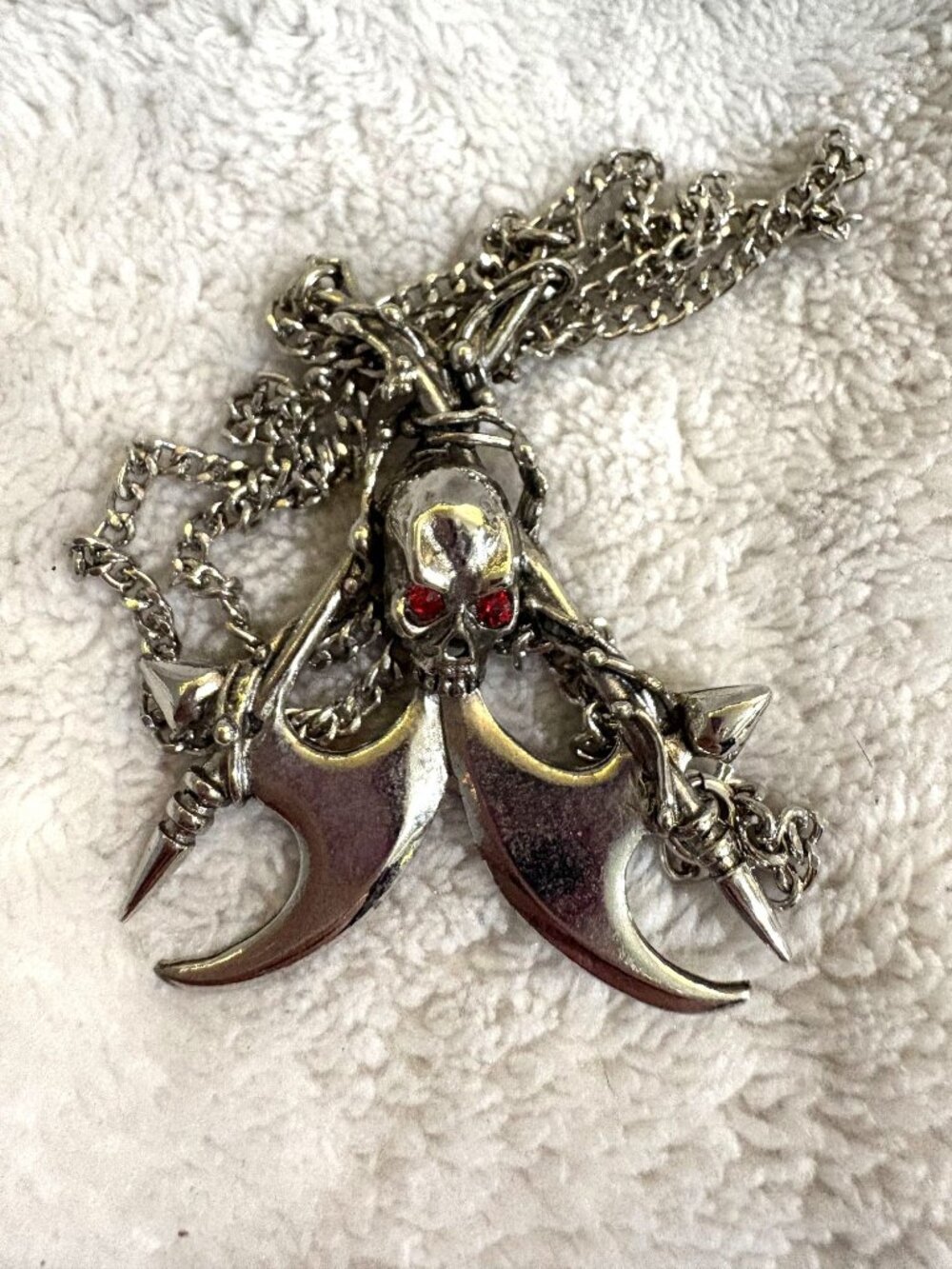 Vintage Y2K Hot Topic Edgy Emo Grunge Punk Goth Skull Thorns Scythe Necklace 12"